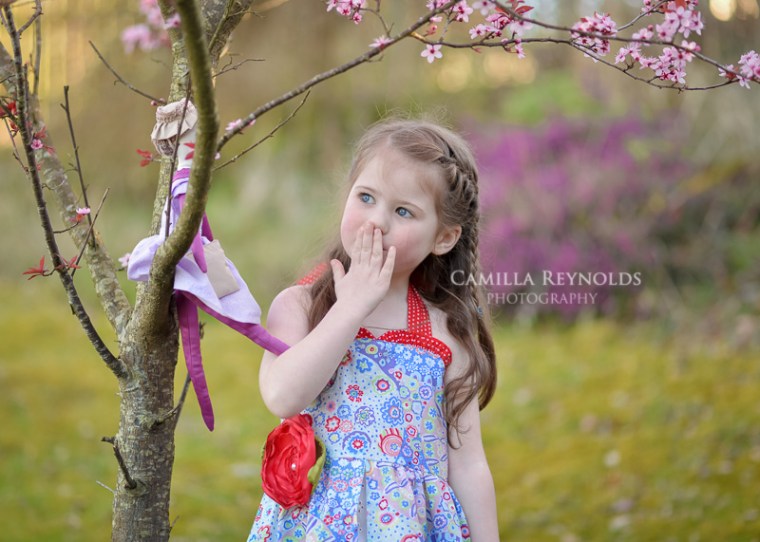 spring beautiful children photography Cotswold photographers