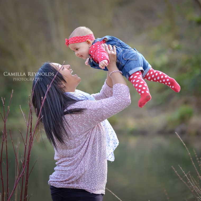 outdoor family photo shoot Cotswolds Gloucestershire photographer