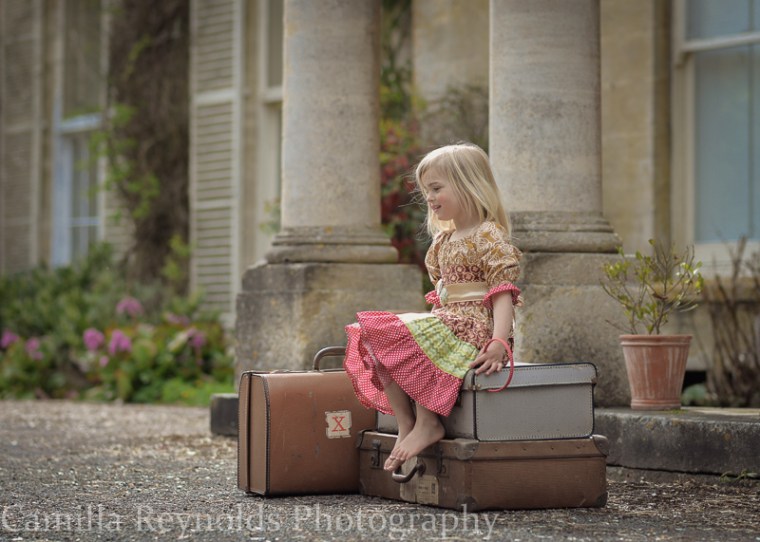 children photo shoot Gloucestershire photographers vintage girl