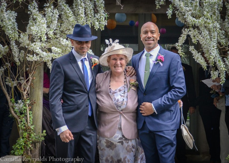 beautiful natural wedding photographyMatara  Cotswolds