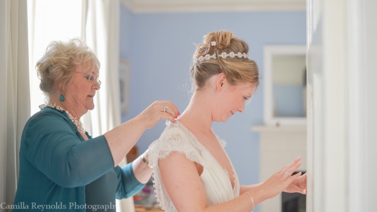 natural wedding photography Cotswolds
