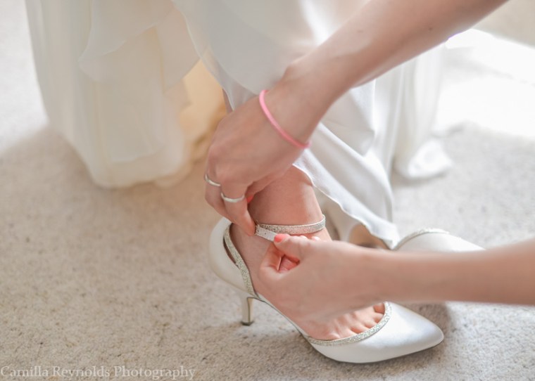 natural wedding photography Cotswolds matara