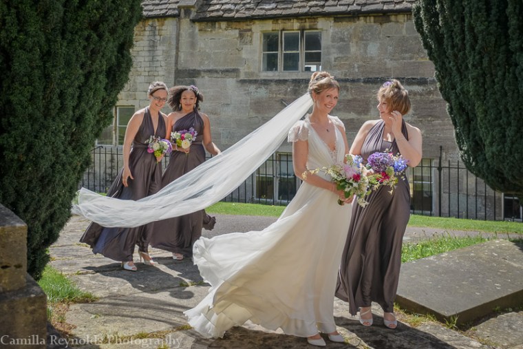 natural wedding photography Gloucestershire