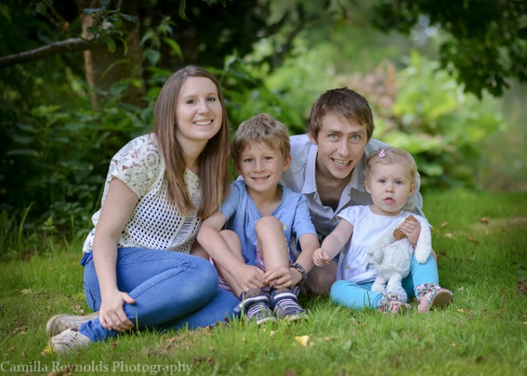 outdoor family photo shoot Gloucestee Cheltenham Cotswolds