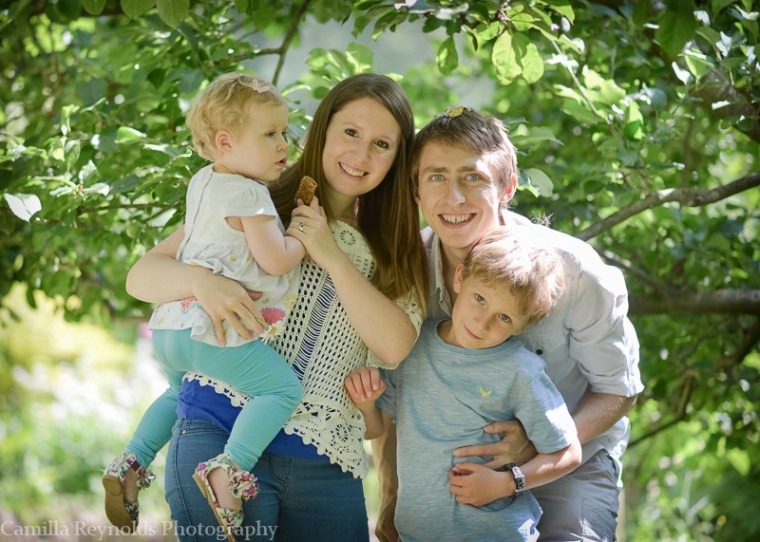 outdoor family photo shoot Gloucestee Cheltenham Cotswolds