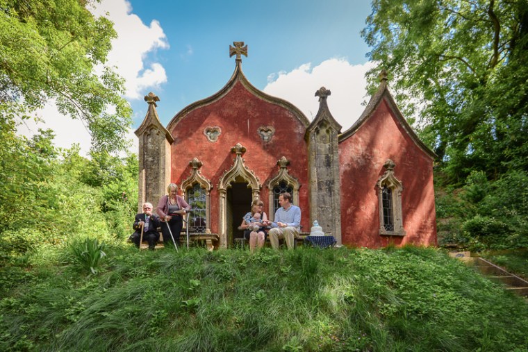 painswick rococo photographer wedding family