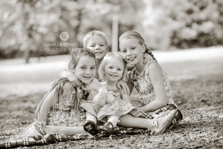 children photo shoot Gloucestershire Cotswolds siblings