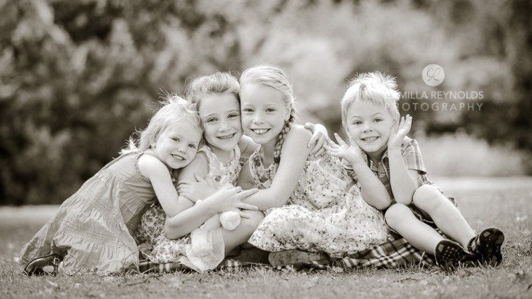 children photo shoot Gloucestershire Cotswolds