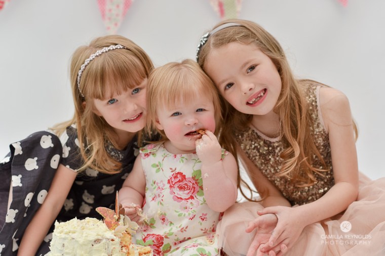 baby children photographer Gloucestershire cake smash