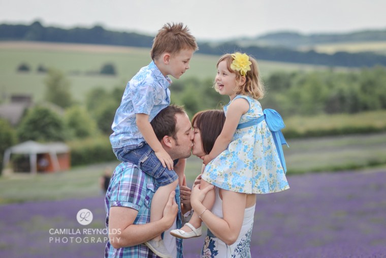 natural family photo shoot Cotswolds