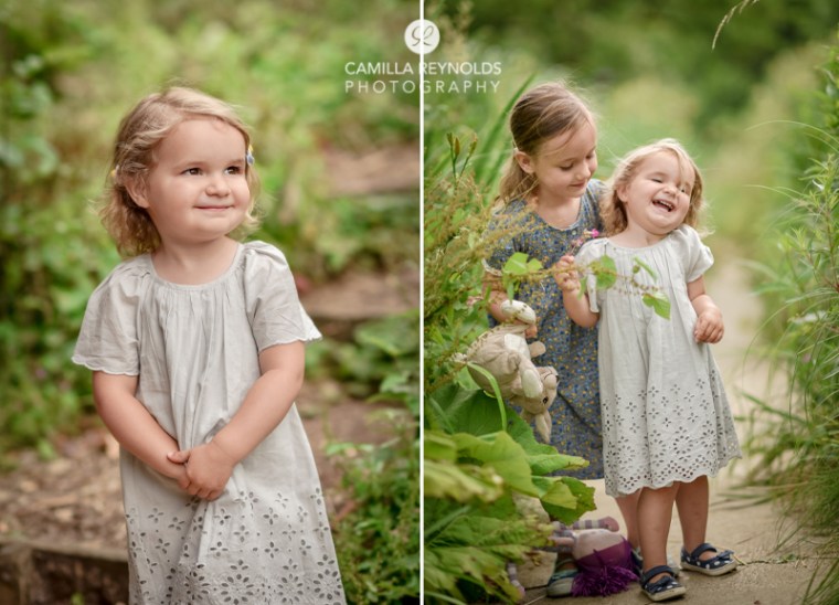 natural sibling sisters children photo shoot Gloucestershire Cotswolds