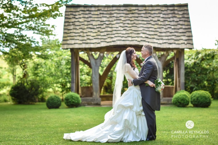 Cripps barn  Cotwold natural wedding photography