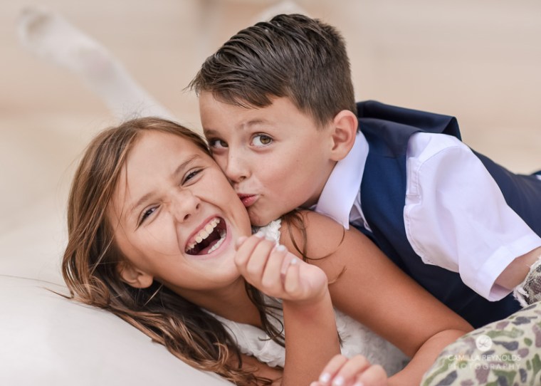 natural wedding photography Eastington park cotswolds