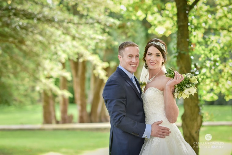 natural wedding photography Eastington park cotswolds