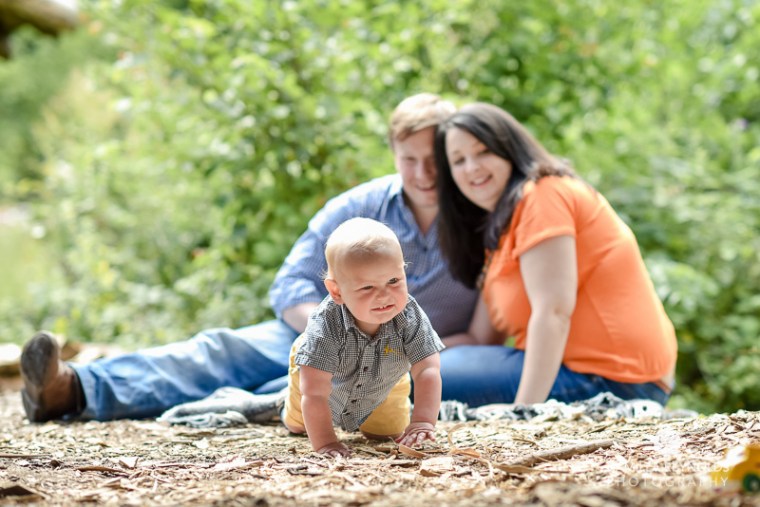 baby family photo shoot Gloucestershire