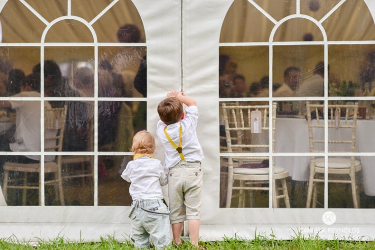 Gloucestershire_wedding_stroud_the hill (90)