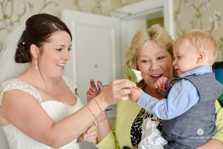 natural wedding photography Ellenborough park 