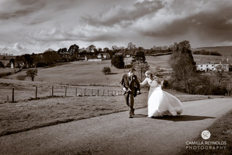 Kingscote Barn wedding photography Cotswolds (19)