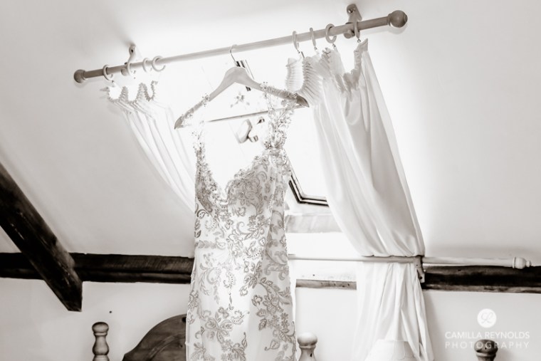 stone-barn-weddings-cotswold-photographer-13