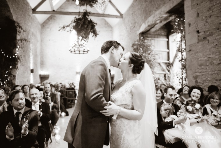 stone-barn-weddings-cotswold-photographer-27