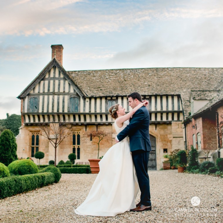 gloucester-wedding-priors-tithe-barn-5
