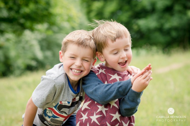 children photo shoot Gloucestershire photographer brothers (3)