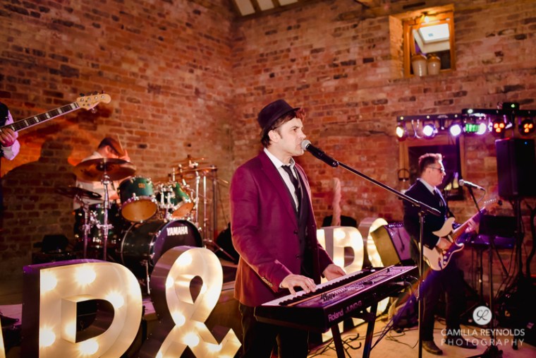 wedding photographer Cotswolds barn (116)