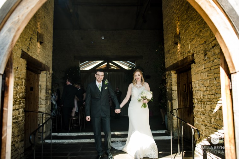 Cotswold wedding photographer Cripps barn (26)