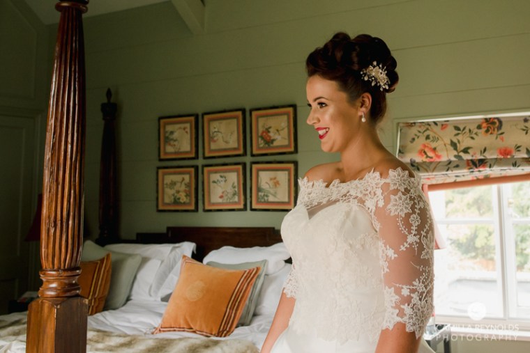 cotswold wedding photographer milton end farm barn (11)