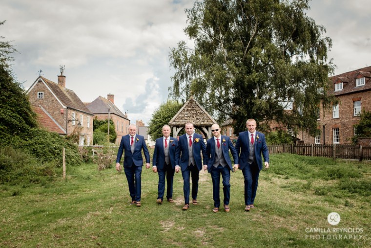 cotswold wedding photographer milton end farm barn (18)