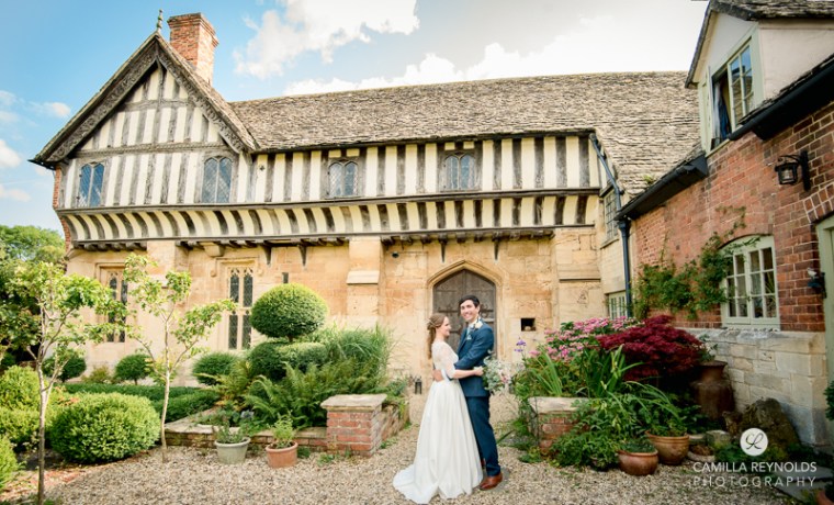 Gloucestershire Brockworth court barn wedding photography (2)
