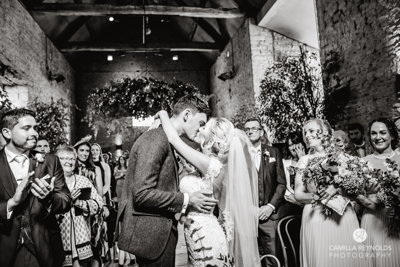Cripps Barn Cotswolds natural wedding photography (34)