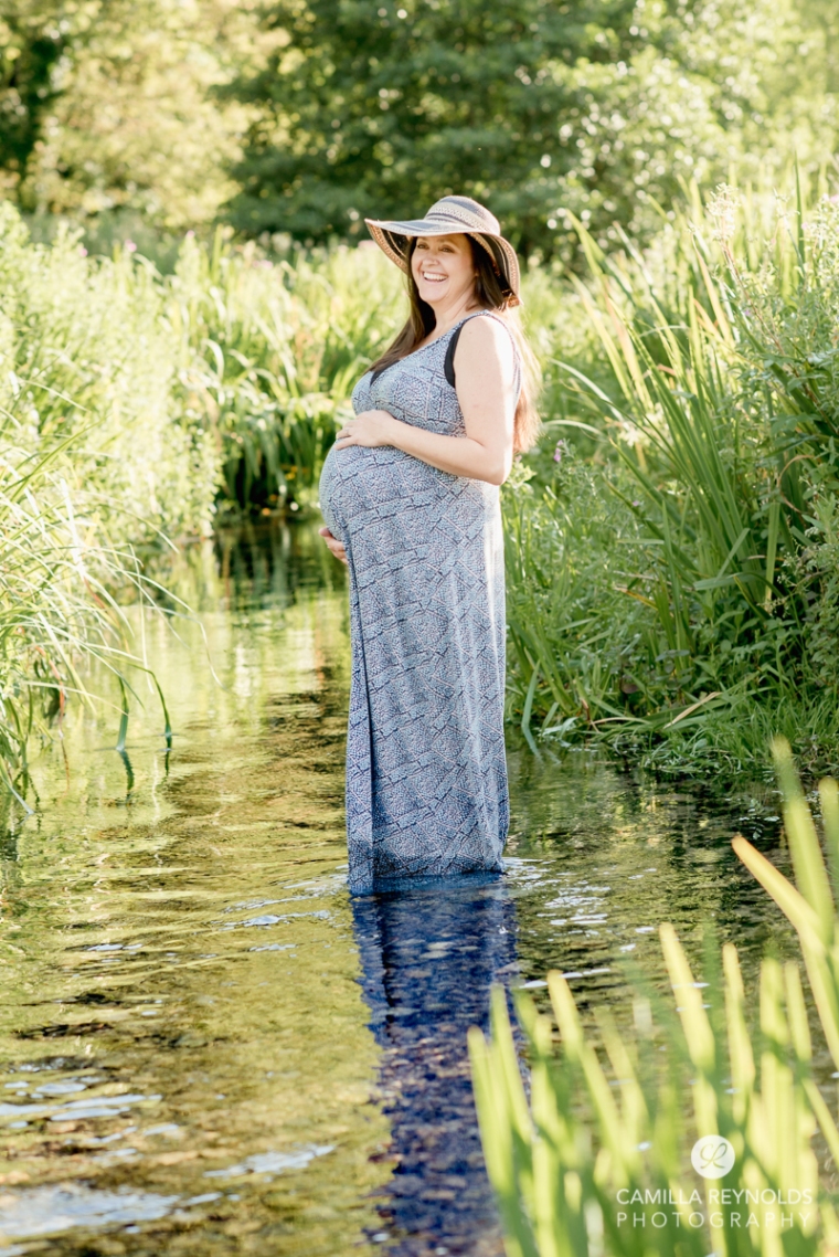 beautiful natural pregnancy photos Cotwold photographer