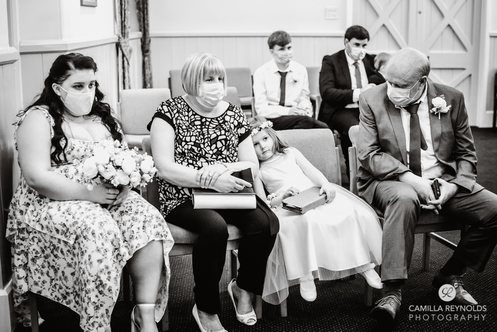 natural wedding photography wedding guests Cotswolds Cheltenham 