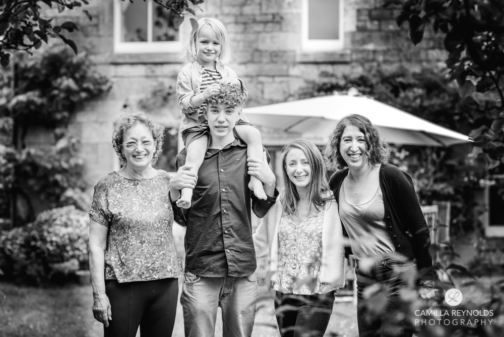 extended family portrait natural photography