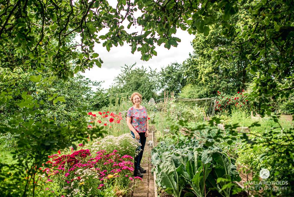 natural family portrait in garden Cotswolds