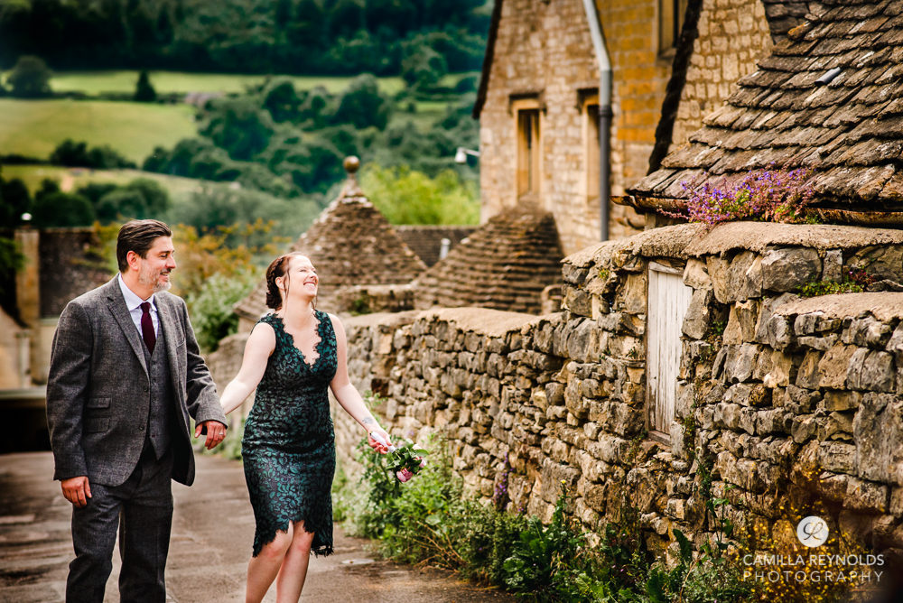 beautuful cotswold village wedding family  photography