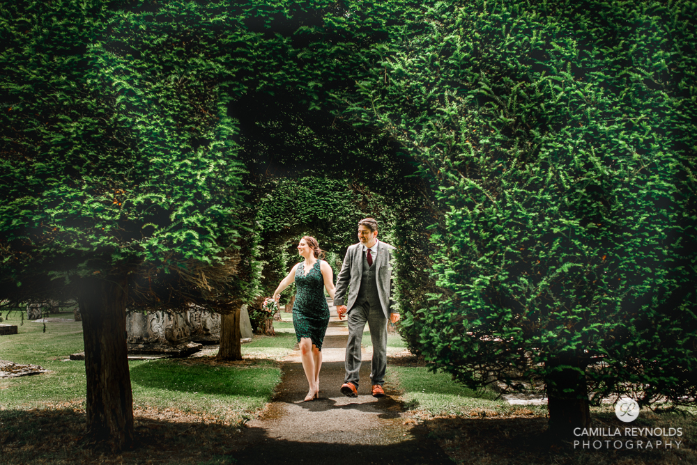 family photo shoot cotswolds yew tress painswick