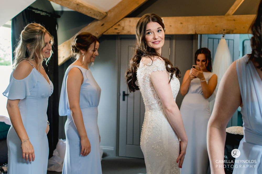 bridal prep photos bibury farm barns cotwolds 