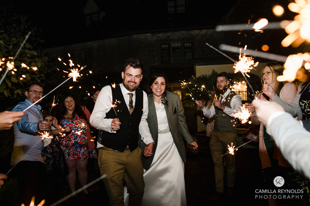 wedding photo ideas fun photography sparklers oxfordshire