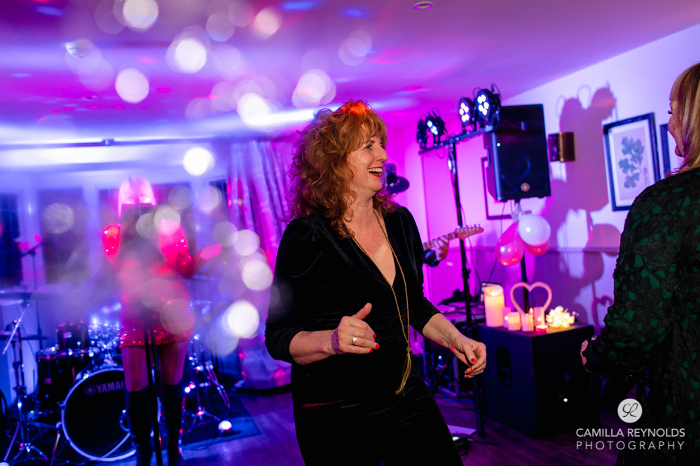 fun natural wedding photography 