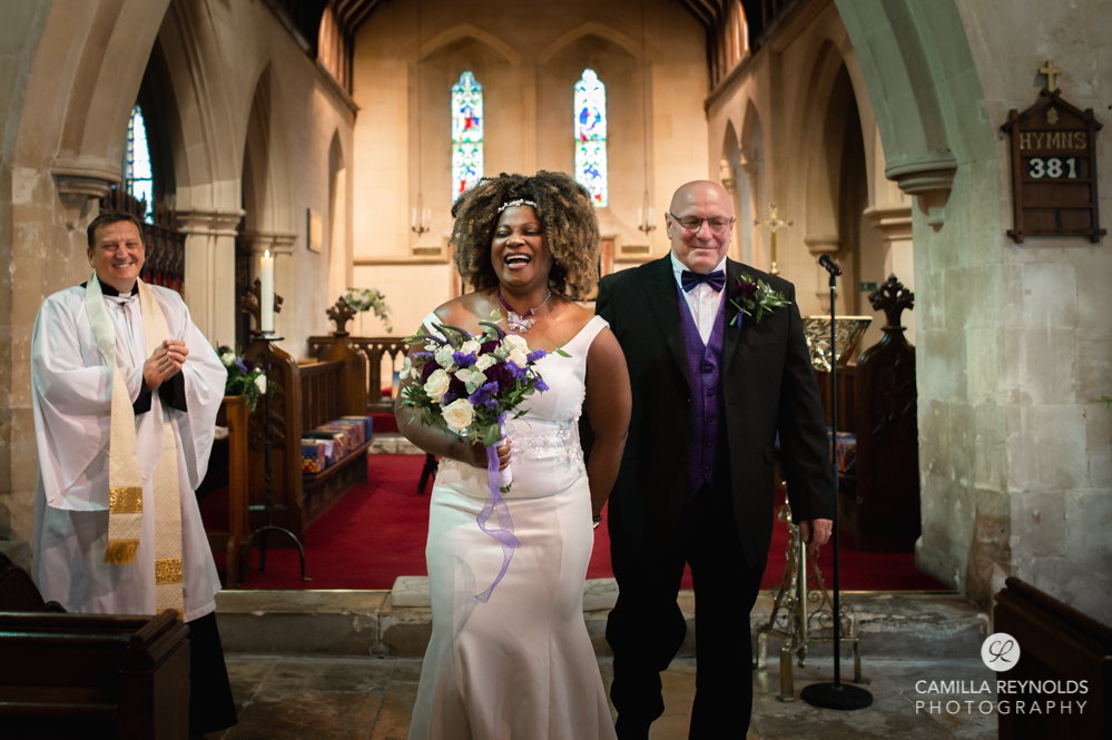 fun cotswold wedding photography natural