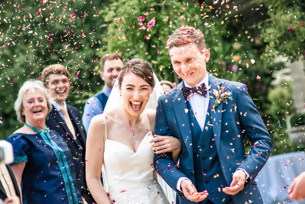 bride and groom confetti matara wedding cotswolds