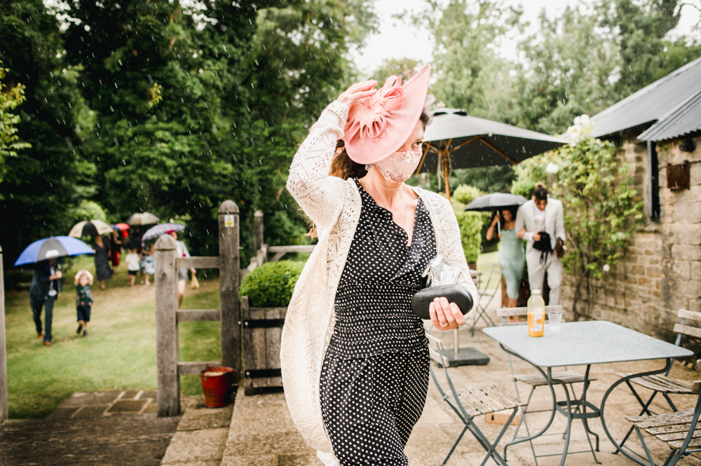wedding guest mask rainy wedding england cotswolds