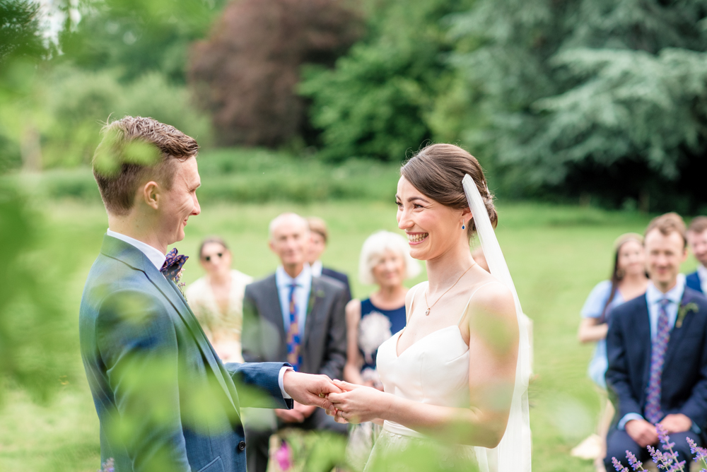 outdoor wedding ceremony oxfordshire