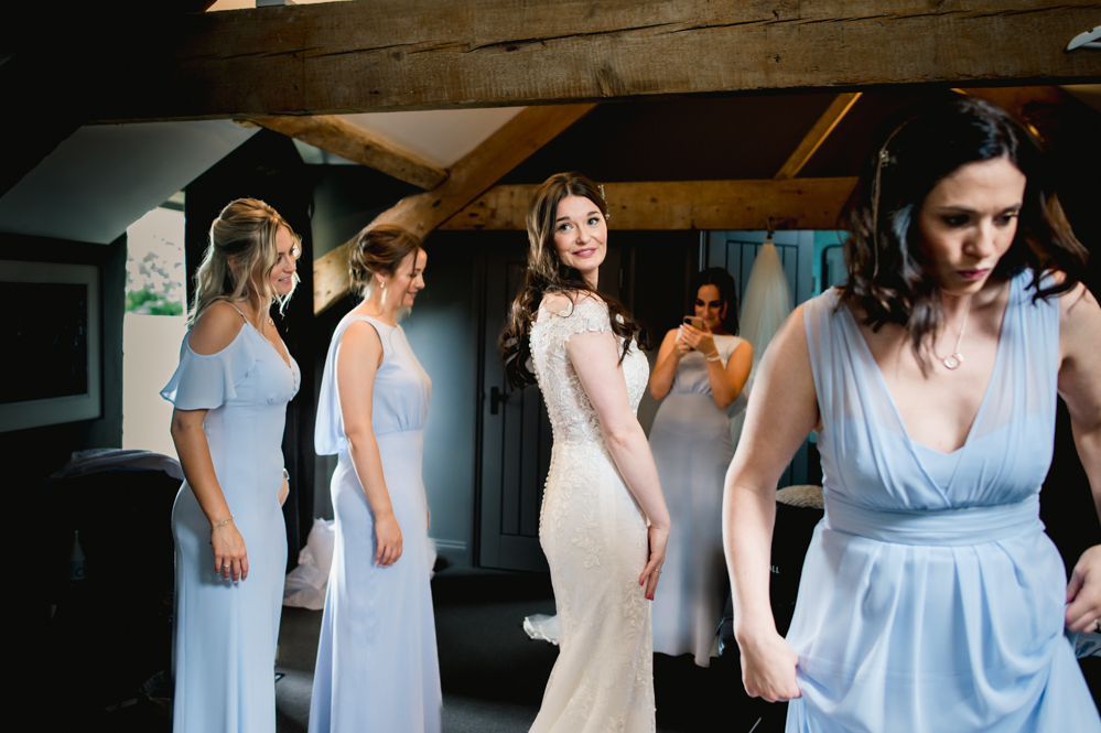 bridal prep oxfordshire wedding photography
