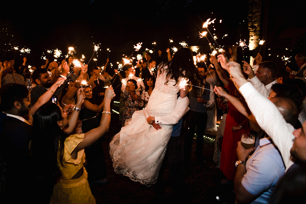sparklers creative wedding photography