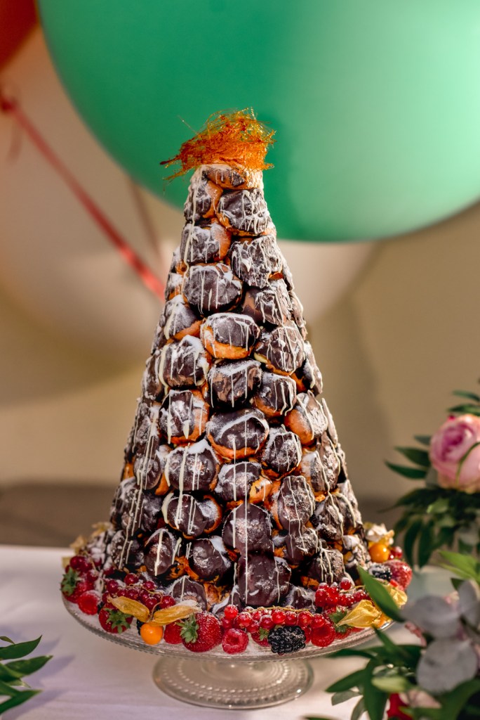 croquembouche profitrole tower wedding cake