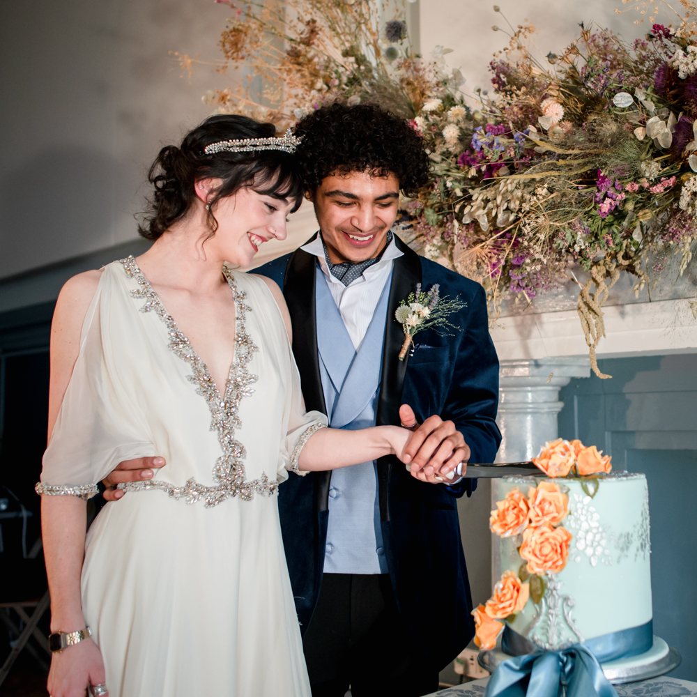 wedding cake cutting stroud brewery sub rooms