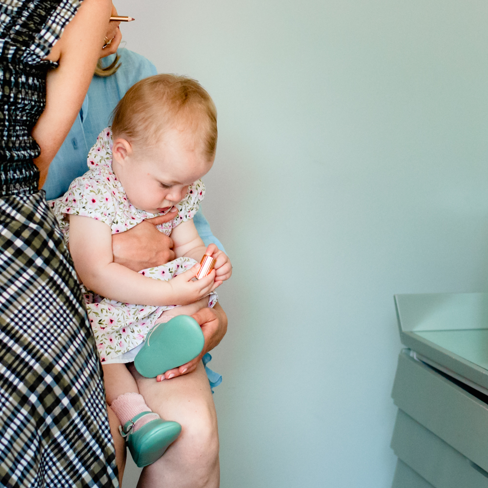 wedding story telling photos